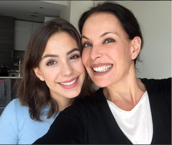 Carolina Ferraz e Valentina Cohen