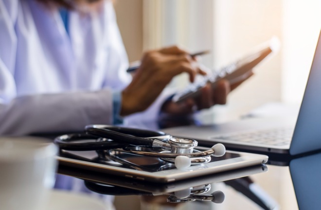 confira dicas de como perder o medo de cirurgias plásticas e como ter sucesso na sua médico calculando preço cobrado por cirurgias plásticas