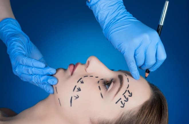 cuidados com viagem após cirurgia plástica